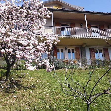 B&B I Baloss Berbenno Exteriör bild